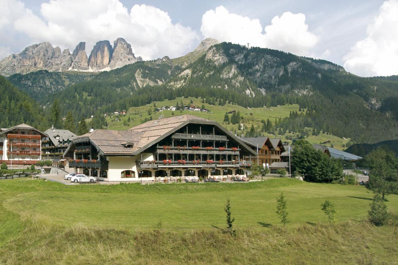 Hotel Rubino Deluxe Campitello di Fassa Exterior photo